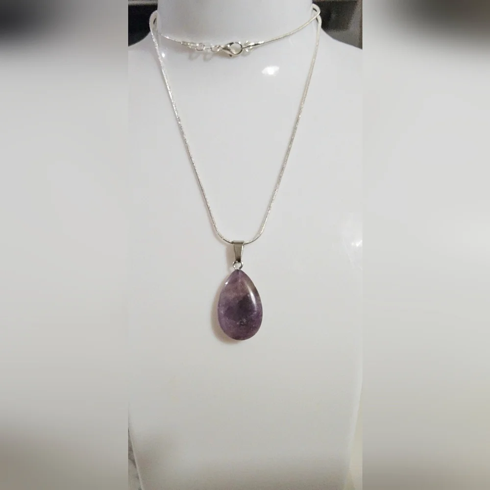 Natural Amethyst Purple Teardrop Pendant Necklace Item 02